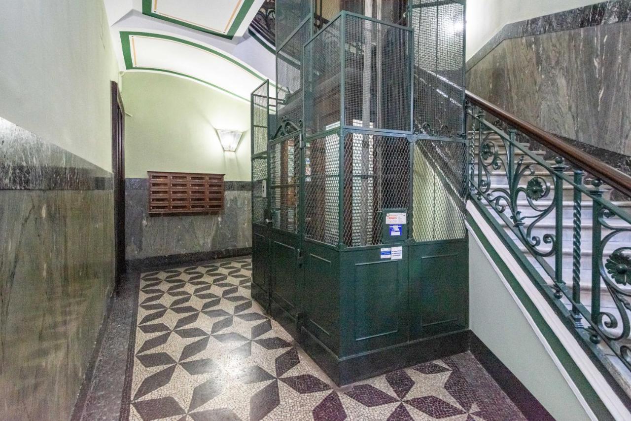 Stylish Apartment In The Heart Of Torino Eksteriør billede